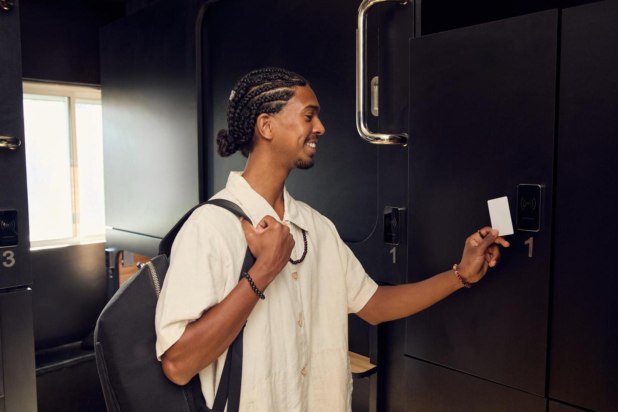 Capsule Hotel Montréal Extérieur photo